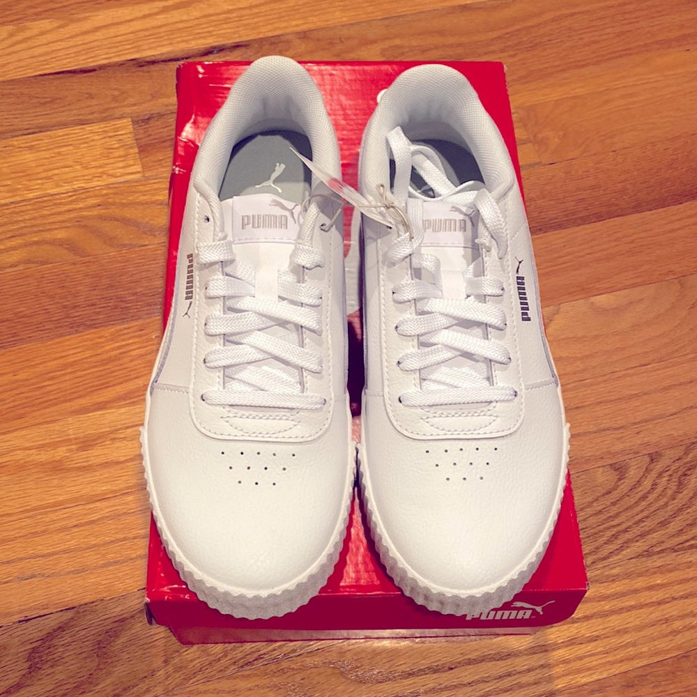 Puma sneakers- Womens